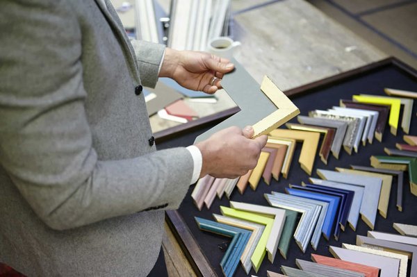 Encadrement tableau : styles, techniques et tendances en 2024