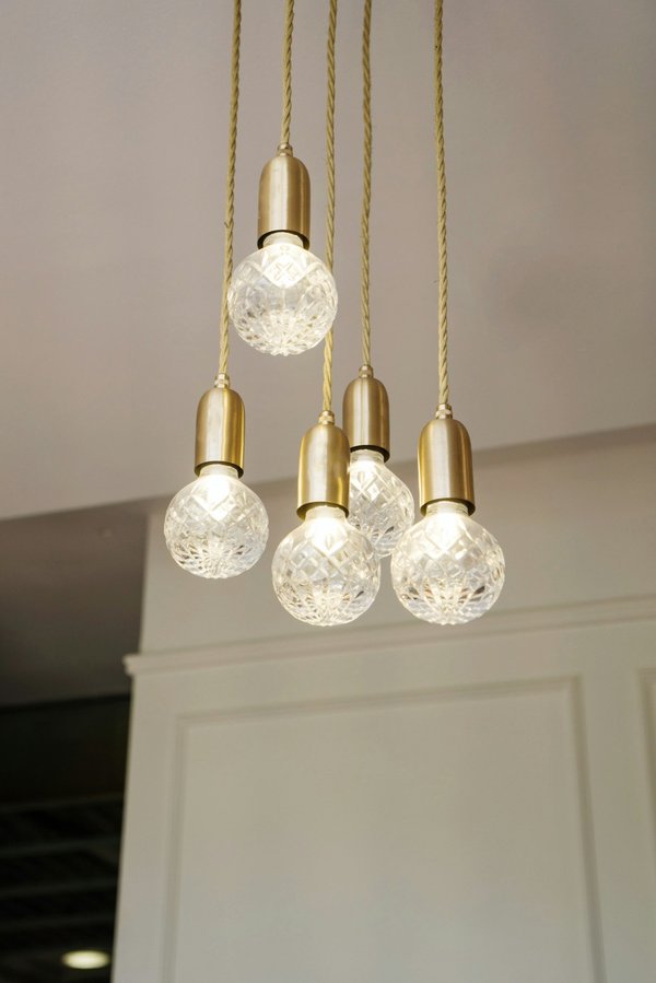 Luminaire suspendu : éclairez votre espace avec élégance